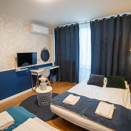 Apartament Hotel Grzybowska 9 Varsavia Esterno foto
