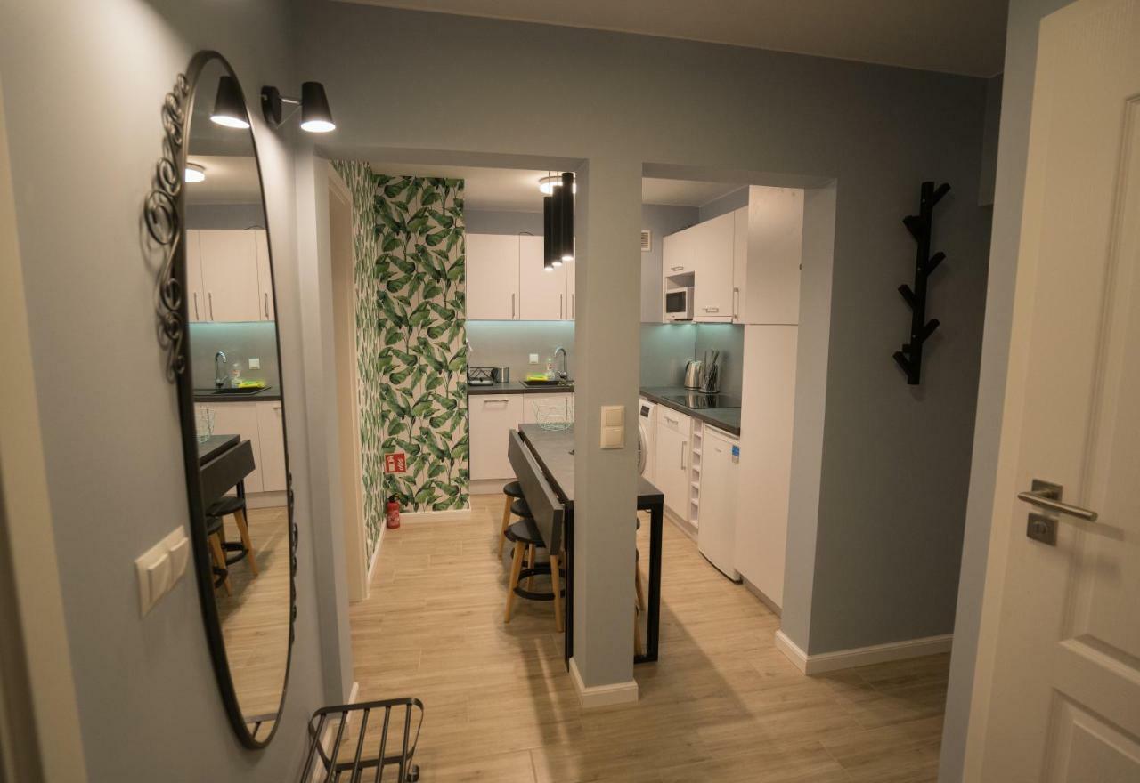 Apartament Hotel Grzybowska 9 Varsavia Esterno foto